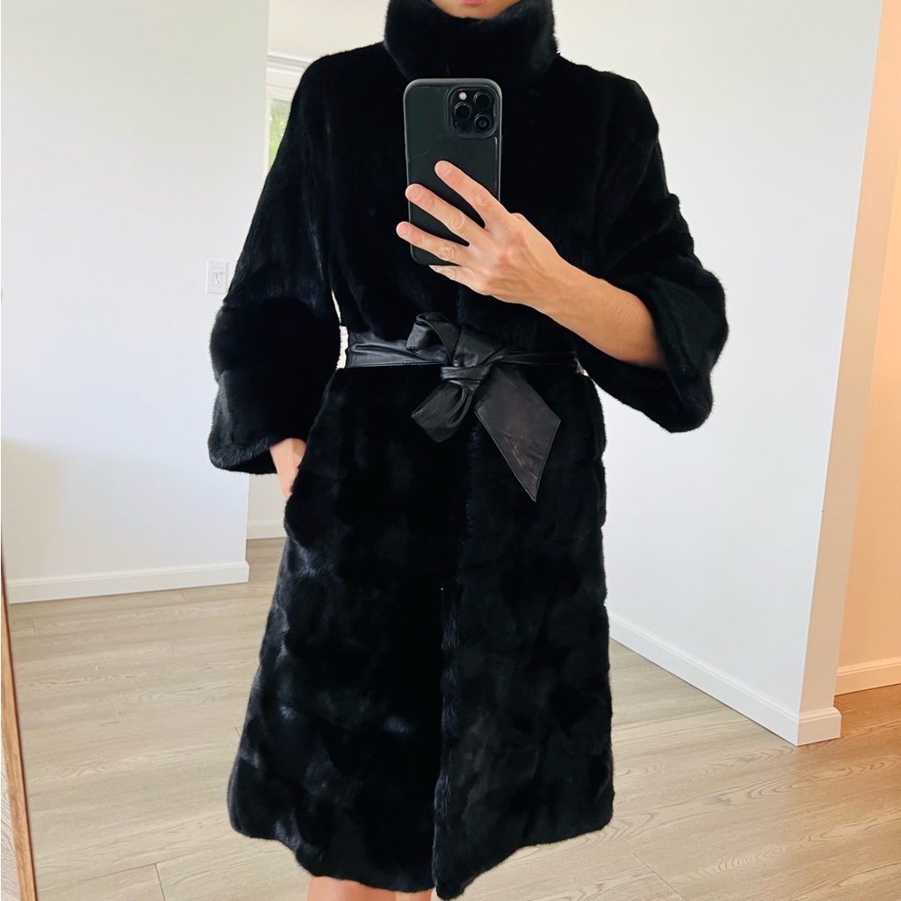 Gorgeous real mink coat 
Size 0-4